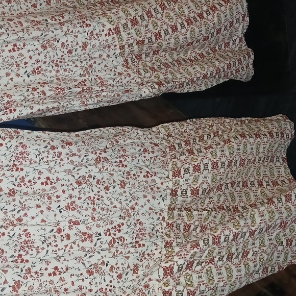 Japna Floral Boho Style Jumpsuit - Picture 4 of 7